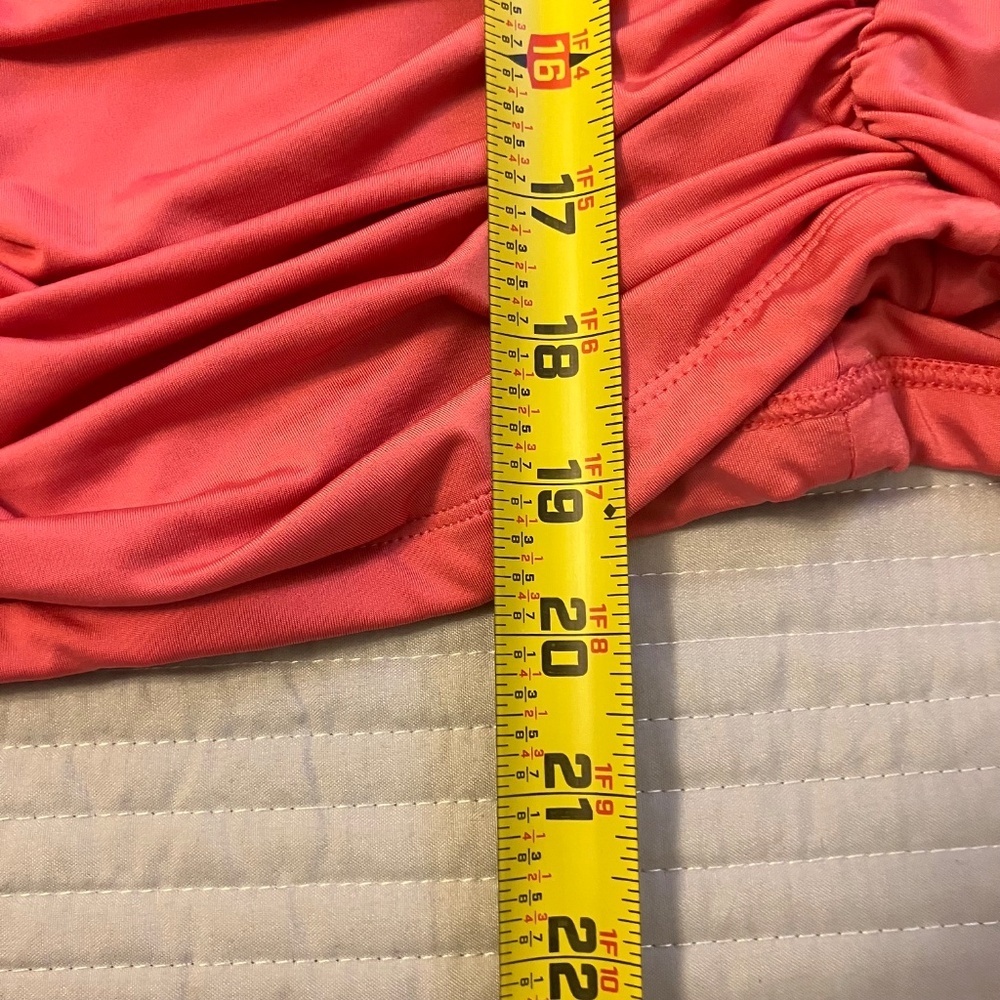 NWOT - Express Body Contour Compression Off The Shoulder Ruched Tee Pink - Large - Picture 6 of 8